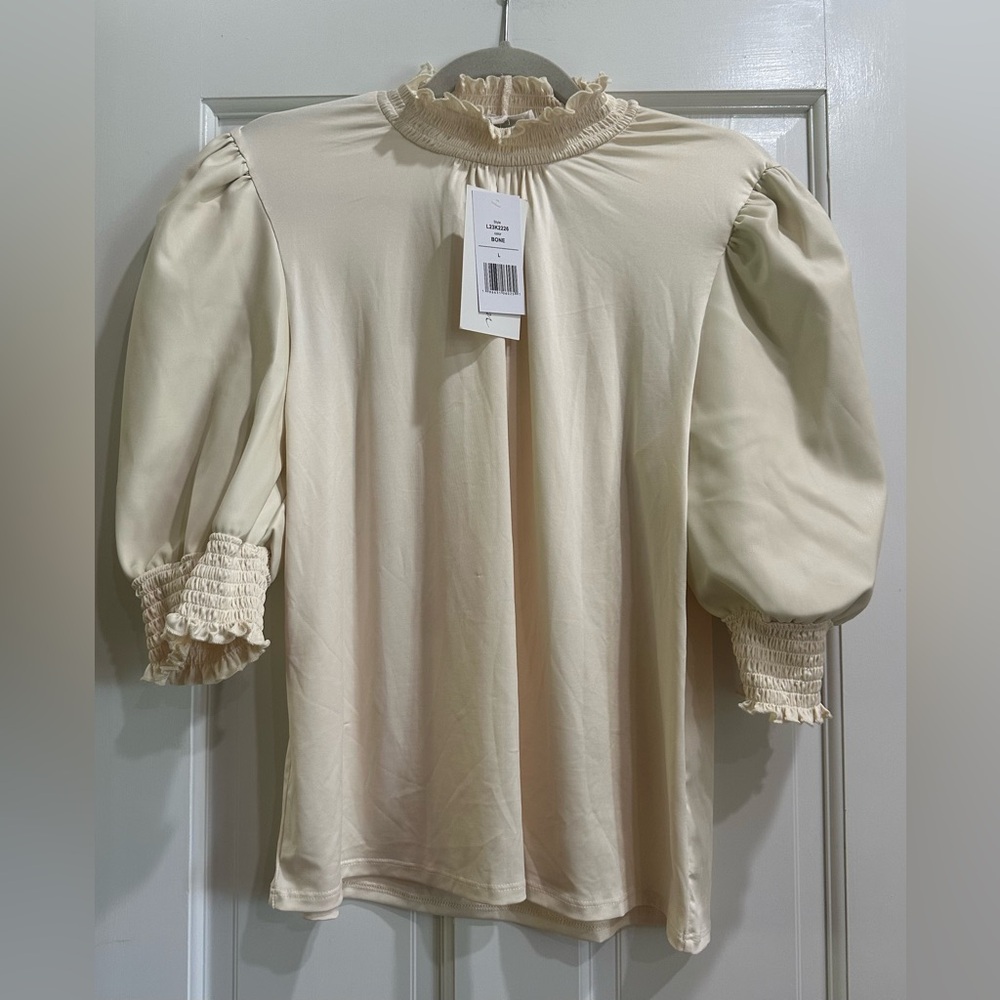 NWT Brea Canyon Smocked Neck Ivory Blouse Puffed Vegan Leather Sleeves Women's L